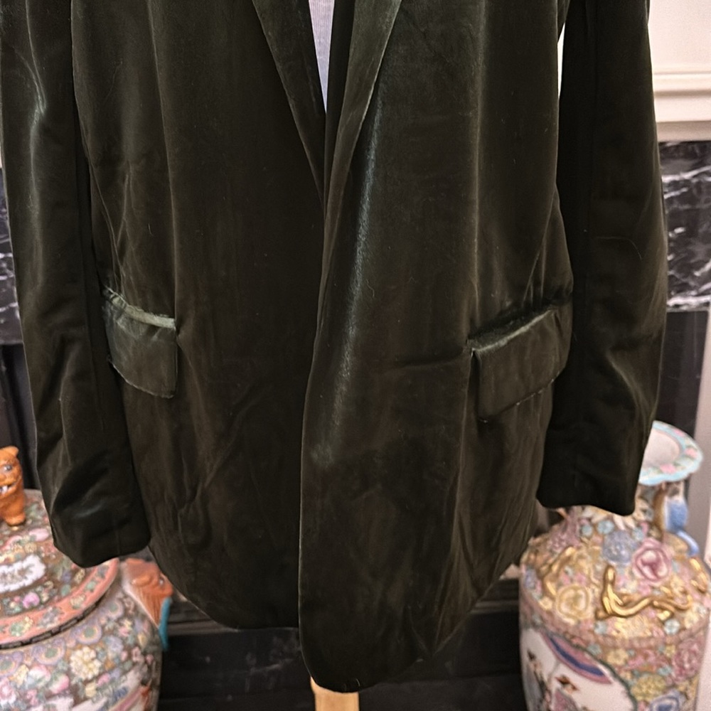 NWT “BB Dakota Steve Madden” green velvet blazer - Picture 3 of 7